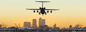 LondonCityAirport-cityjet-plain arriving-skyline